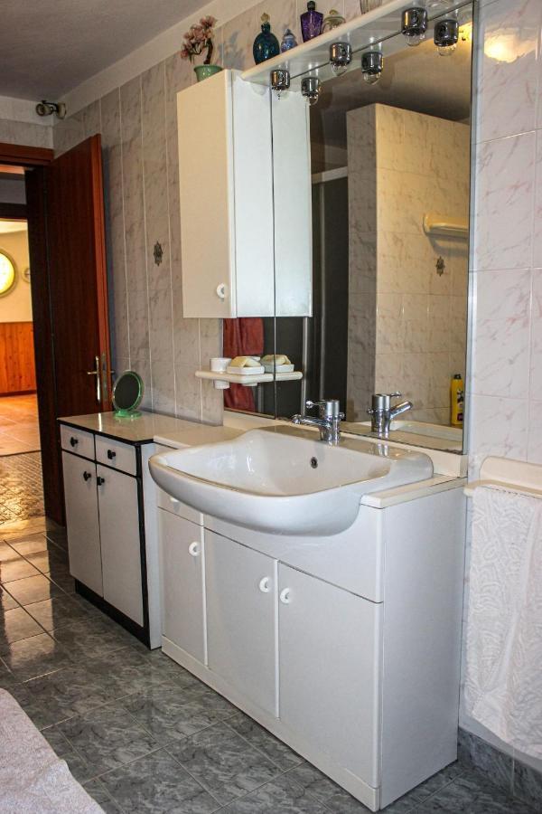 Villa Elena Appartamento In Villa Montinelle Экстерьер фото